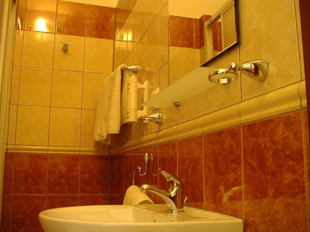 Hotel Regius Opole Szoba fotó